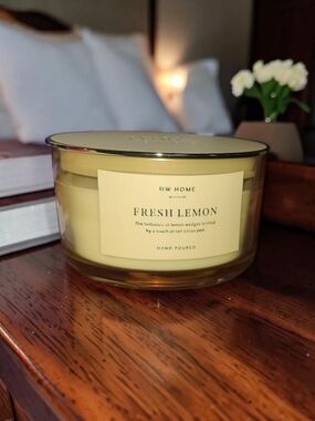 DW Home Fresh Lemon 3-Wick Candle - Pale Yellow